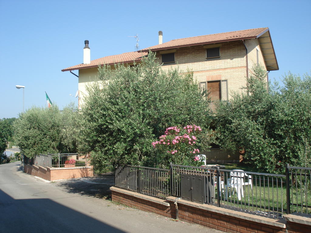 Bed & Breakfast Ciancaleoni Rivotorto Exterior foto